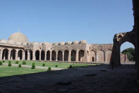 jama-masjid-mandu