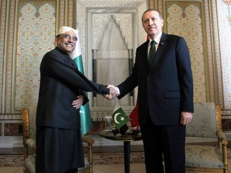 Pakistan's President Asif Ali Zardari with the Turkish Prime Minister Recep Tayyip Erdoğan. Reuters photo
