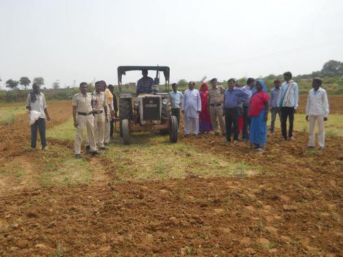 Ekta parishad leaders & administration demarcating formerly land for giving possession to the Sahariya tribal people